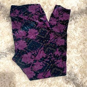 Lularoe leggings, gently used